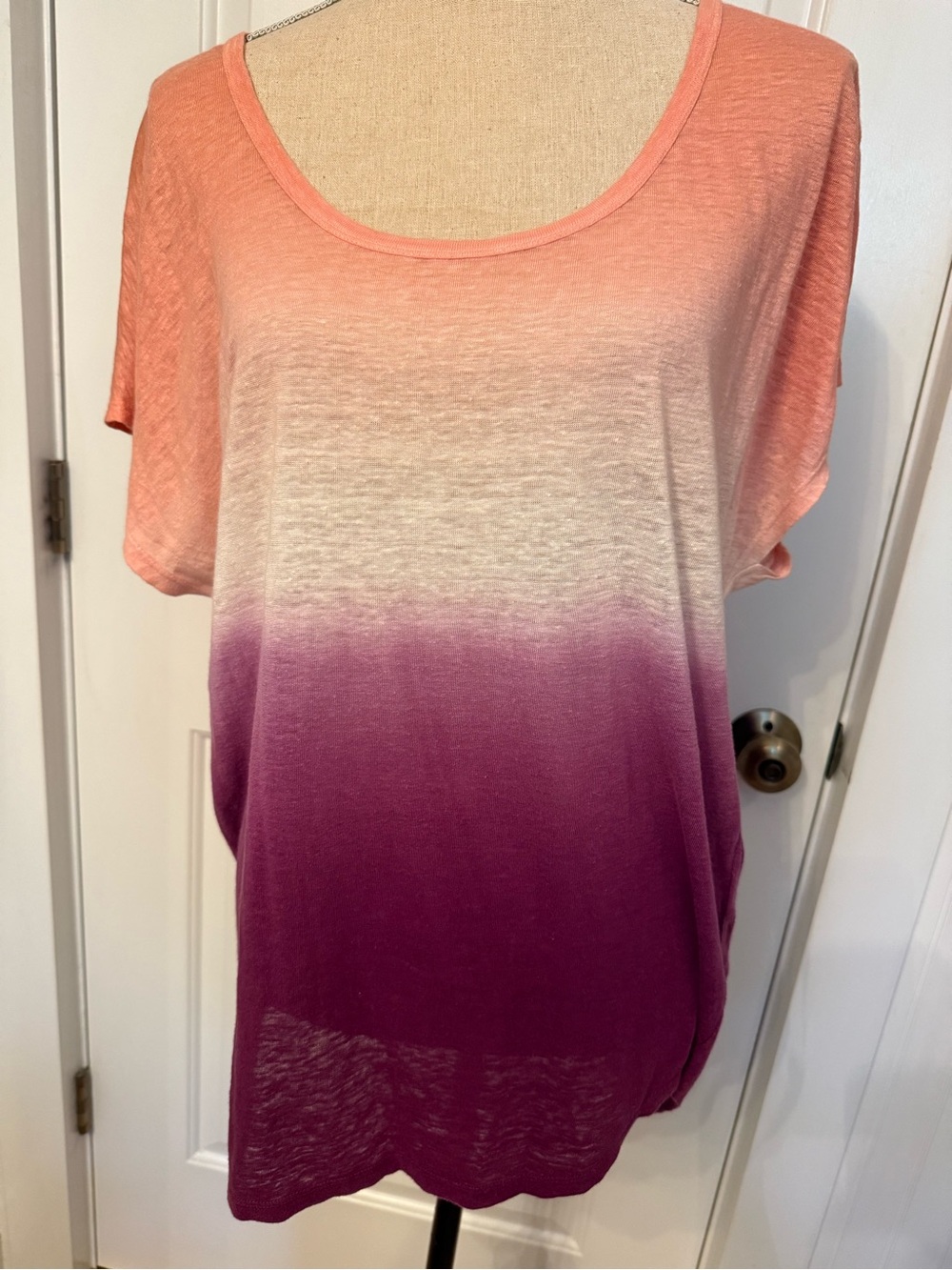 JOIE TOP SHORT SLEEVE TEE OMBRE LINEN PINK WHITE PURPLE SCOOP NECK BOXY SIZE S